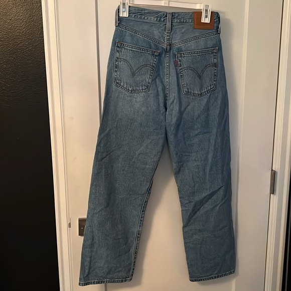 Levi's Blue Ankle Cropped high waist rib cage jeans - Picture 4 of 4